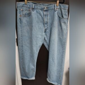 Levis 501 Medium Blue W42 L32 Jeans